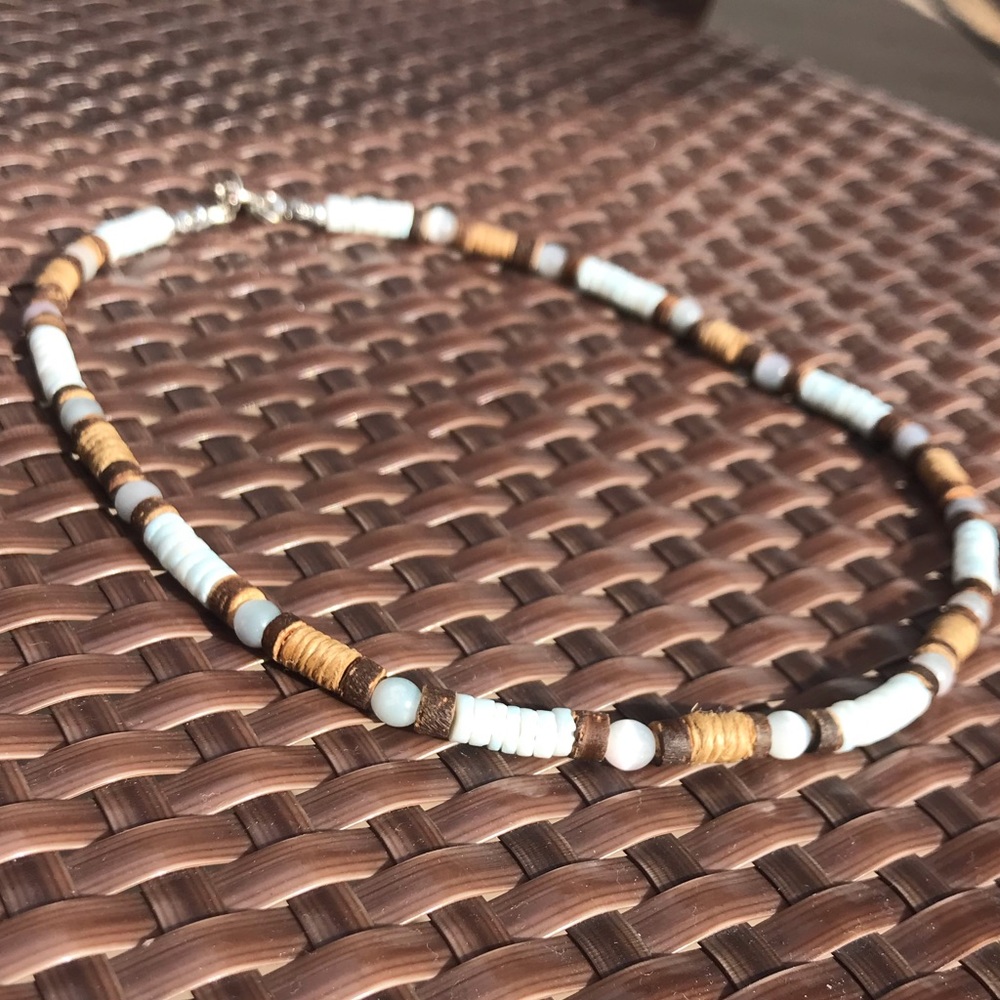 Blue surfer choker